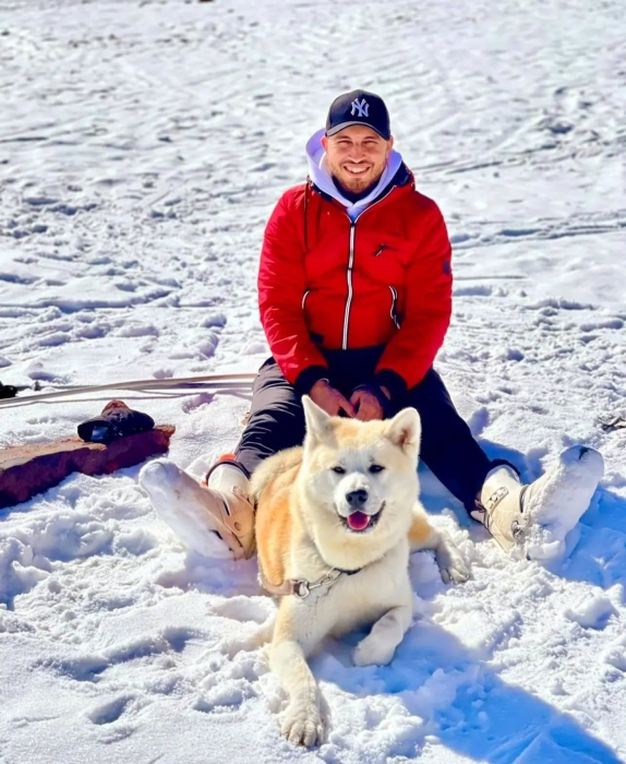 AKITA INU ROUX PEDIGREE